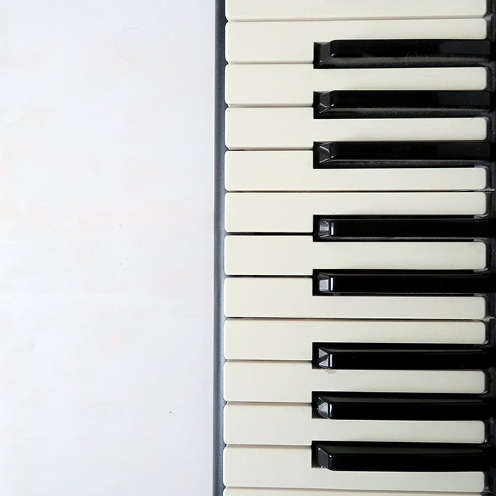 The taste of music: a piano keyboard by Denise Jans via Unsplash